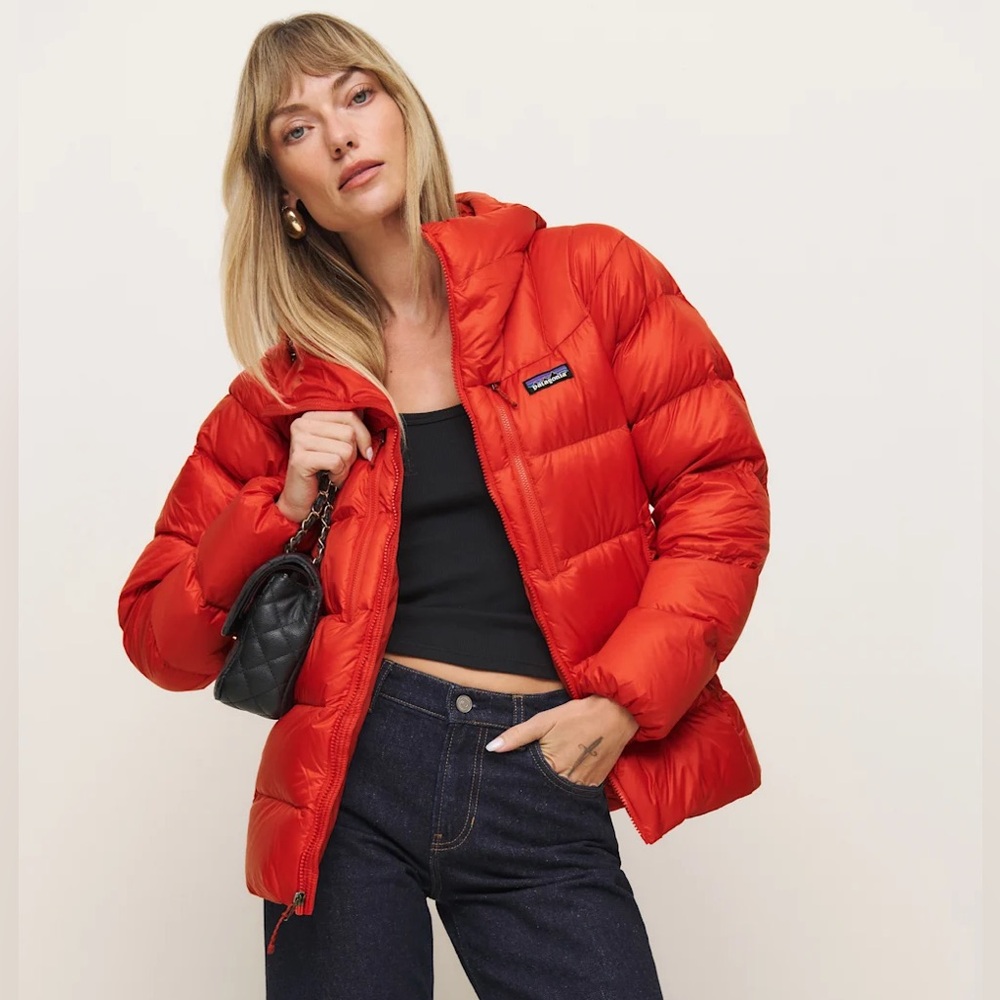 NWT Patagonia Fitz Roy Down Parka Hoody Coat Women's Size L Madder Red FA24 - Picture 3 of 16